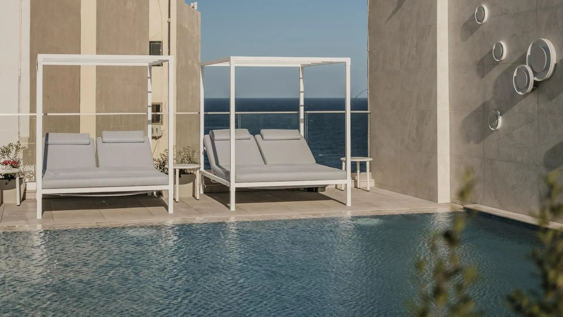 Courtyard By Marriott Sliema Hotel