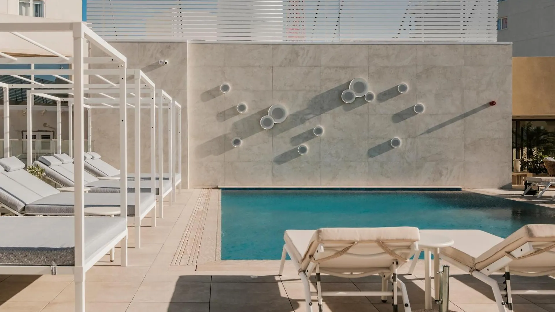 Courtyard By Marriott Sliema contacts