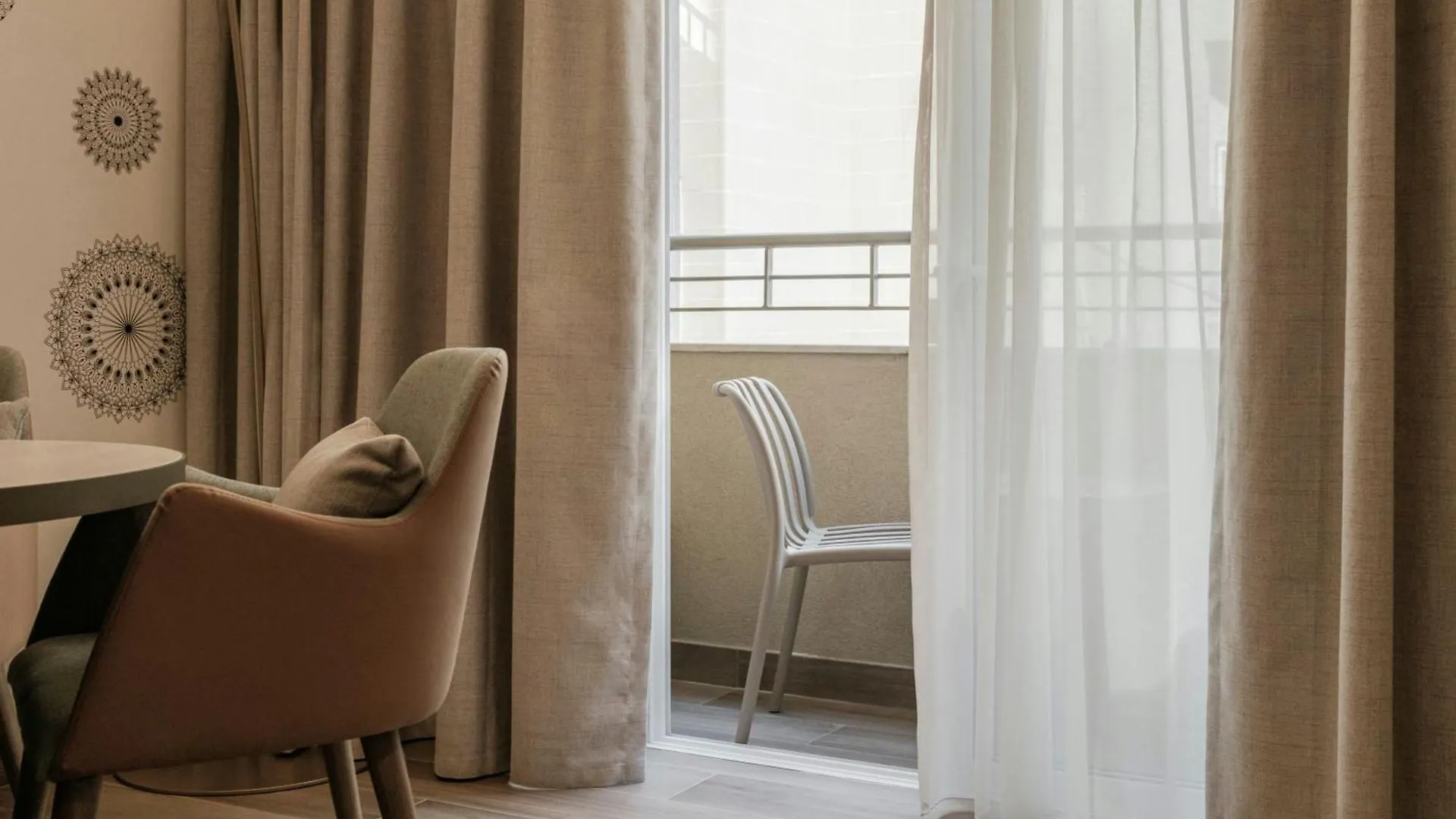 Courtyard By Marriott Sliema Hotel