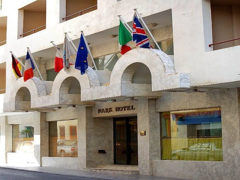 Courtyard By Marriott Sliema Hotel 4*,