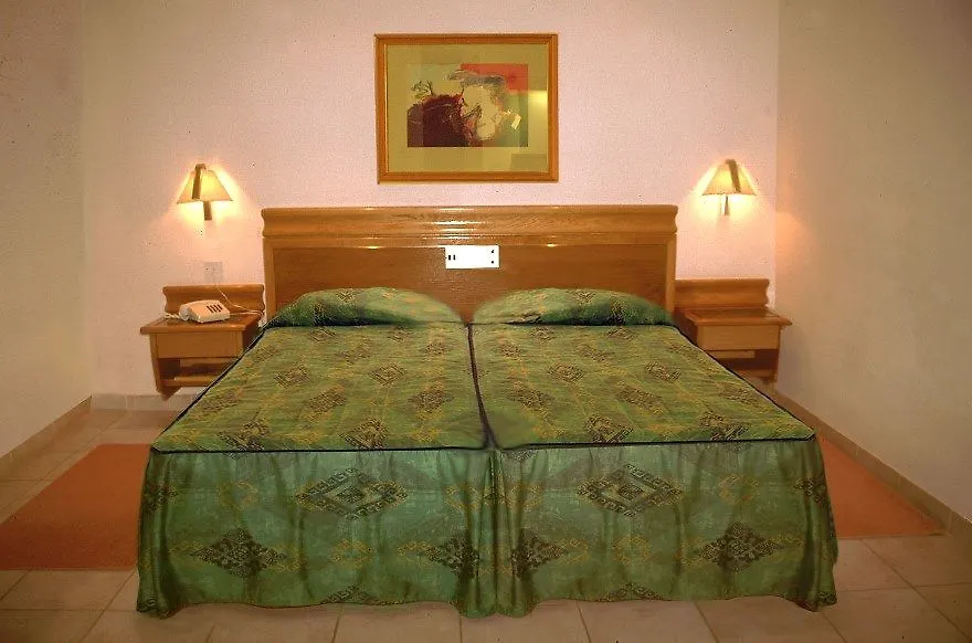 Hotel Courtyard By Marriott Sliema