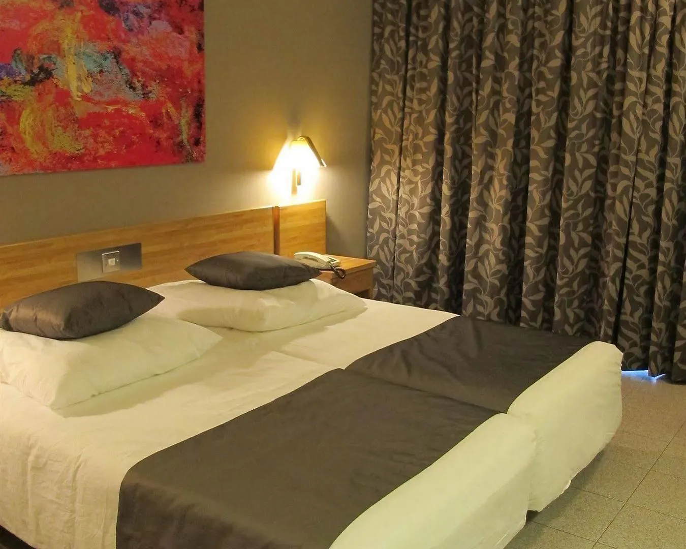 Hotel Courtyard By Marriott Sliema 4*,  Malta